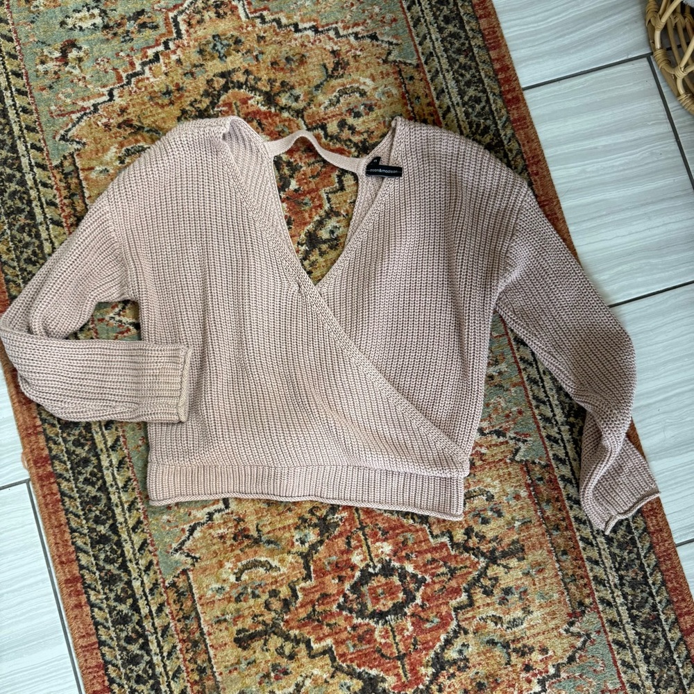 moon & madison Taupe V-Neck Sweater